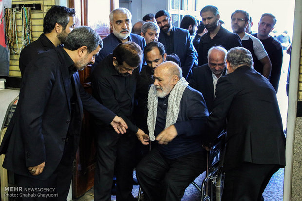 (تصاویر)-مراسم هفتمین روز درگذشت داوود احمدی نژاد