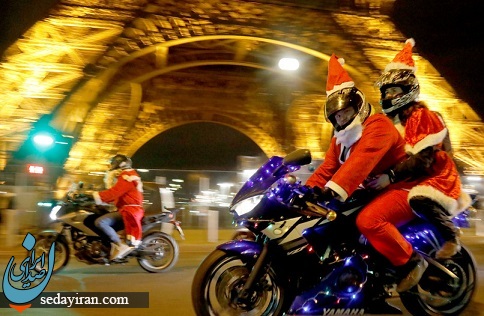 (تصویر) بابانوئل ها در حال موتور سورای