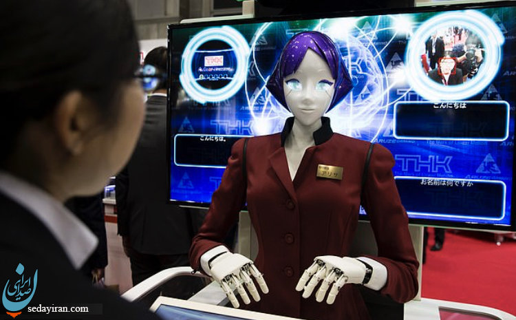 ربات سخنگو در مترو ژاپن + عکس