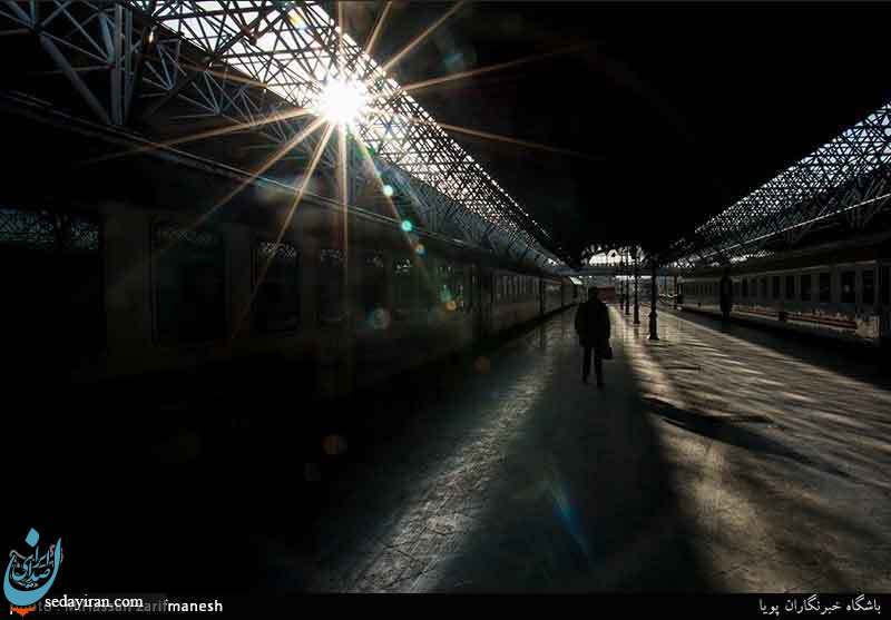 (تصاویر) مسافران نوروزی در ایستگاه راه آهن تهران