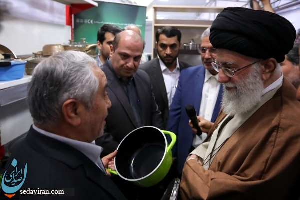 (تصاویر) بازدید رهبر انقلاب از نمایشگاه کالای ایرانی