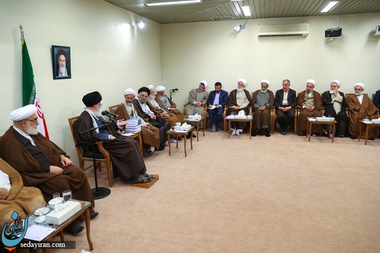 (تصاویر) دیدار دست‌اندرکاران همایش حکیم طهران با رهبر انقلاب