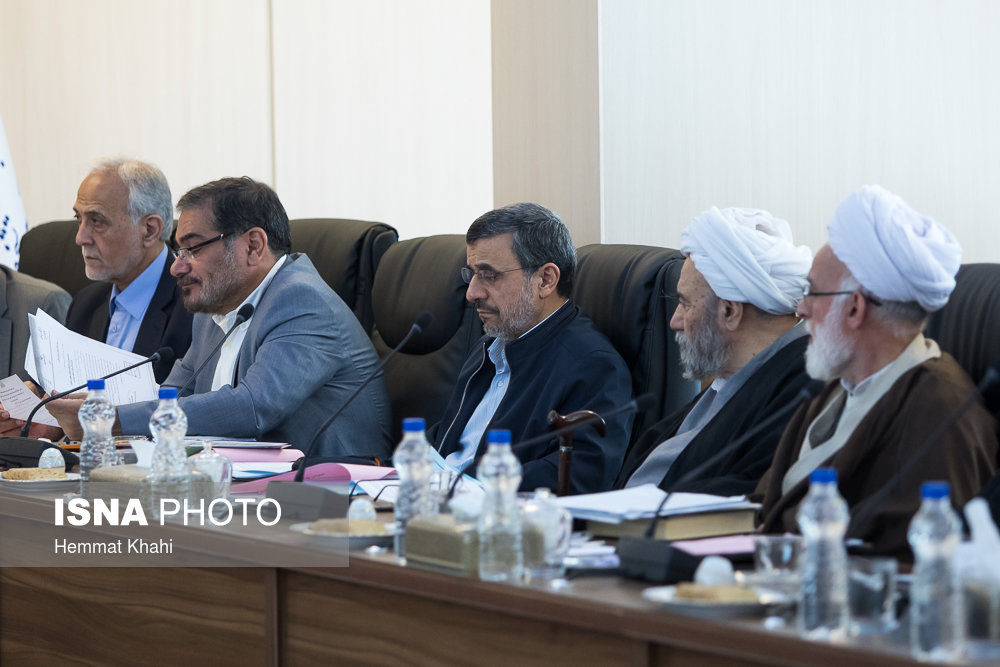 (تصویر) احمدی‌نژاد در جلسه مجمع تشخیص