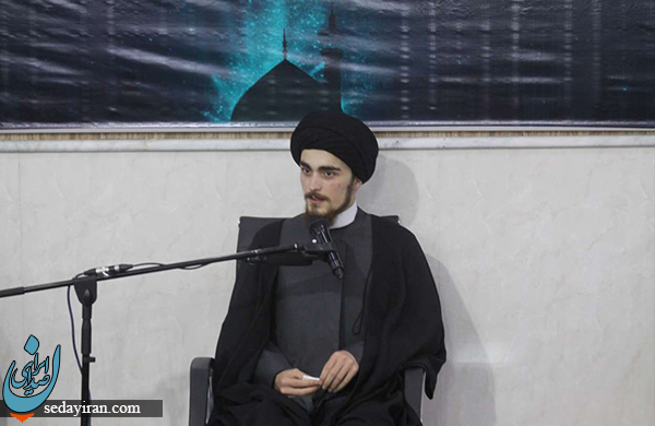 (تصاویر) سخنرانی و نماز جماعت احمد خمینی در قزوین