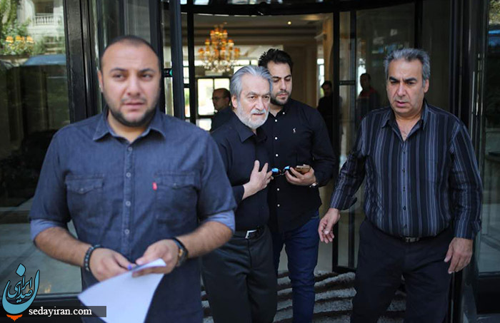 (تصاویر) حضور بازیگران در خانه عزت الله انتظامی