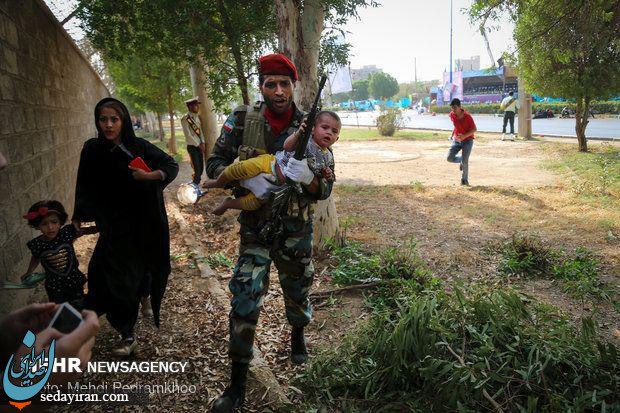 عکس/ نجات جان کودک شیرخواره در حمله تروریستی