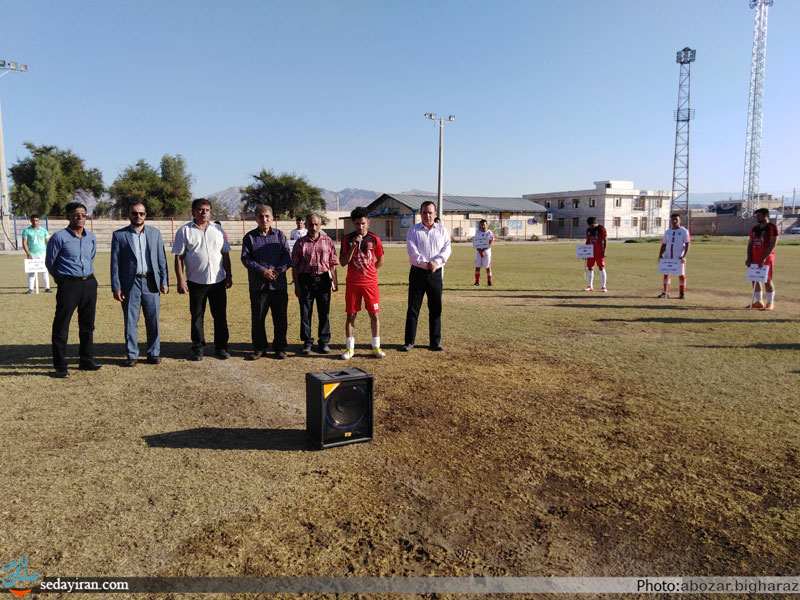 (تصاویر) مراسم گرامیداشت یوم الله 13 آبان در ورزشگاه تختی شهرستان لارستان برگزار شد