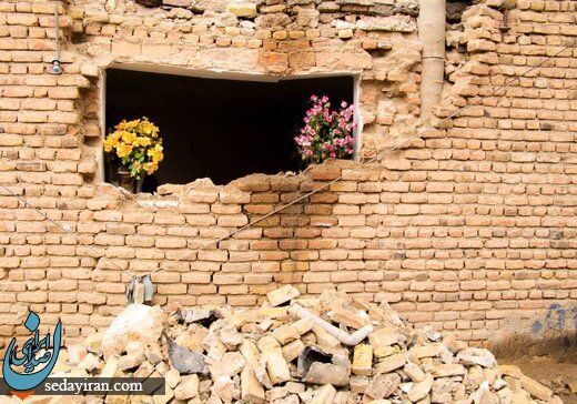 (تصاویر) وضعیت زلزله زدگان خوی / سخت و اسفناک