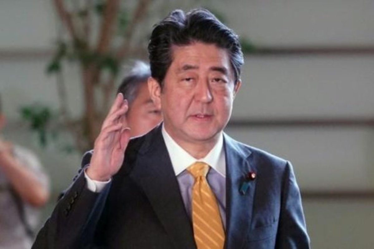 شینزوآبه نخست وزیر سابق ژاپن هدف گلوله قرار گرفت