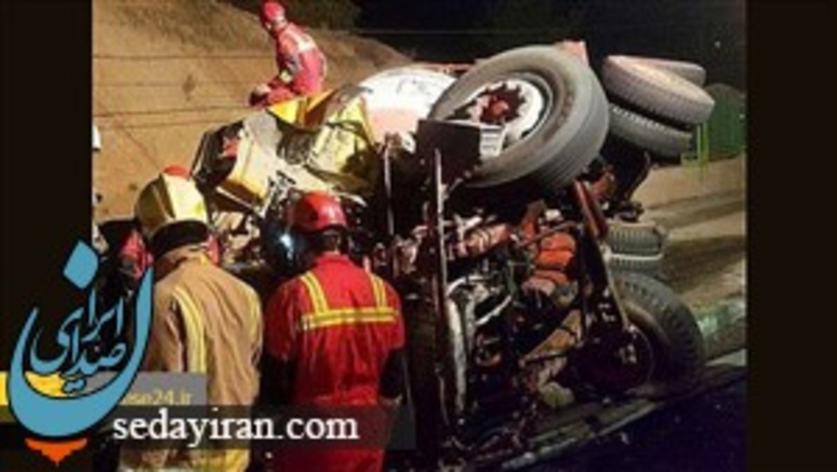 برخورد میکسر با 7 خودروی سواری در اصفهان حادثه آفرید