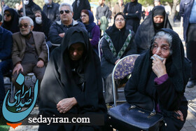 (تصاویر) پیکر ناصر تکمیل همایون به خاک سپرده شد