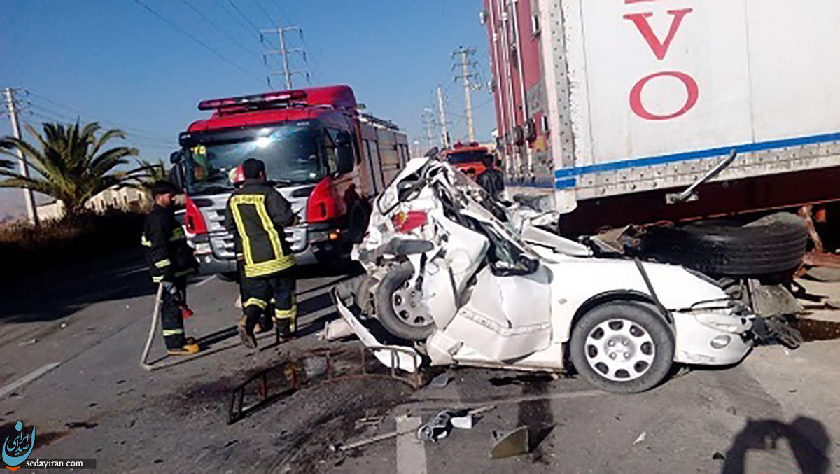 تصادف هولناک کامیون با 206  در قشم  خانواده 4 نفره جان باختند