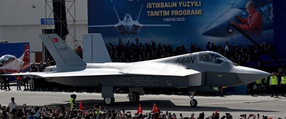 رونمایی از اولین جنگنده ساخت ترکیه «کاآن»  / الحاق به نیروی هوایی ترکیه تا سال 2028