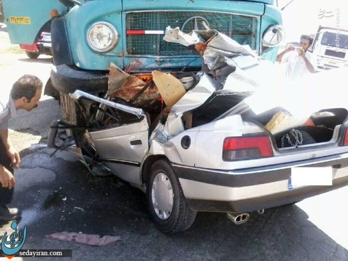 آتش‌سوزی خودرو در اصفهان   4 نفر جان باخت
