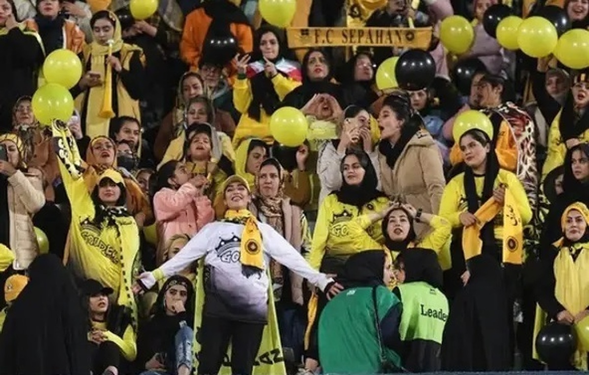 برای اولین بار در تاریخ فوتبال ایران    برگزاری پرسپولیس - سپاهان فقط با حضور هواداران زن