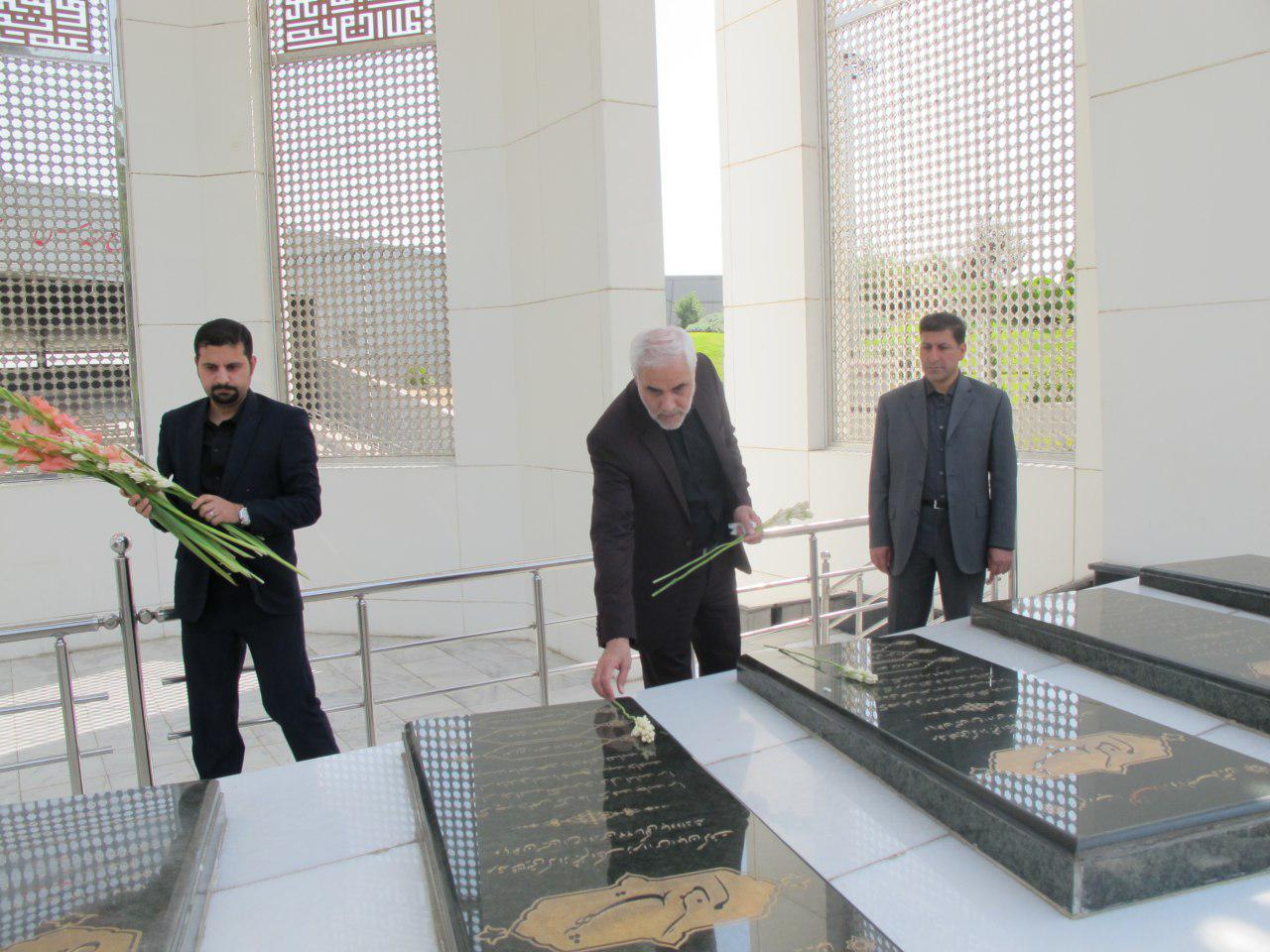 بازدید محسن مهرعلیزاده از باغ موزه دفاع مقدس