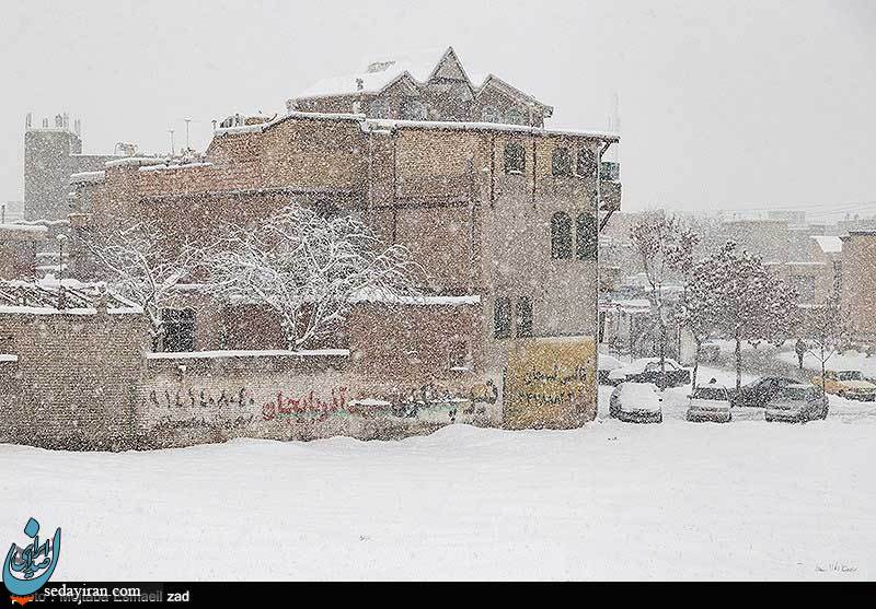 (تصاویر) بارش برف در ارومیه