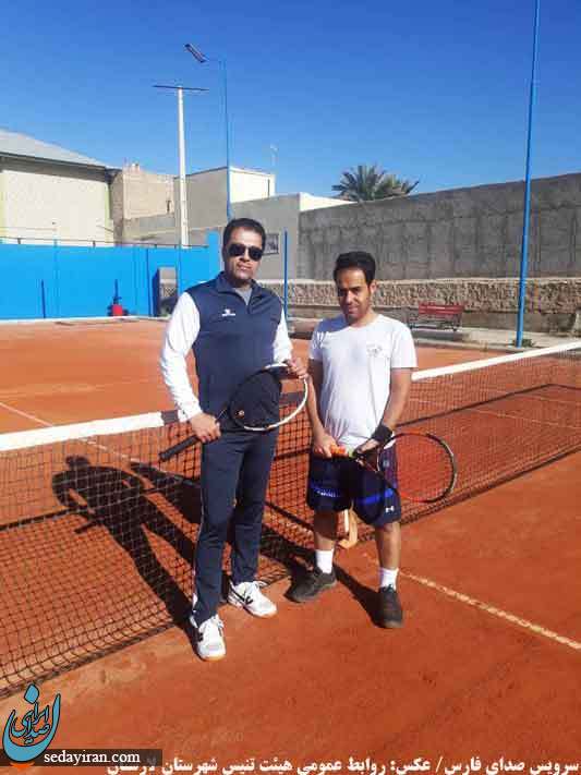 ششمین هفته مسابقات آدینه تنیس آقایان در شهرستان لارستان برگزار شد. +(تصاویر)