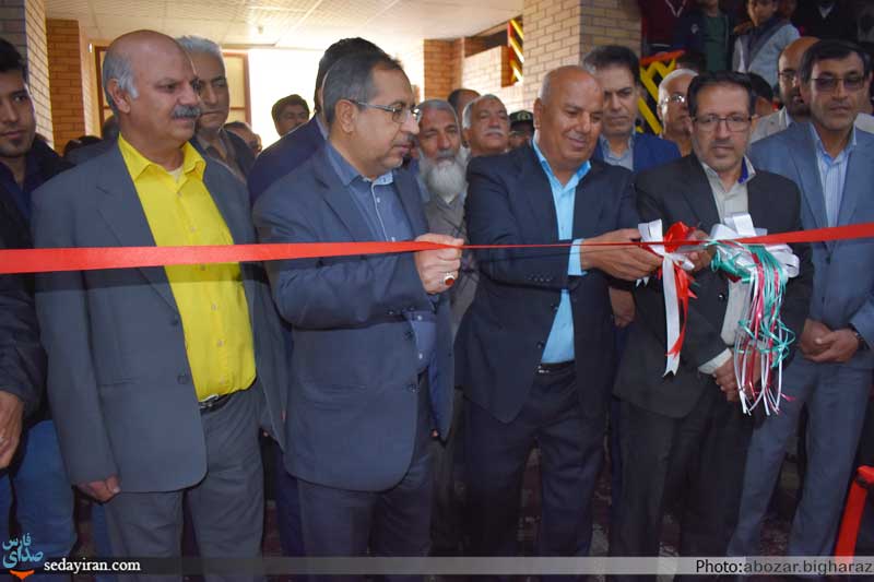 (تصاویر) آئین افتتاح سه پروژه ورزشی در شهرستان لارستان
