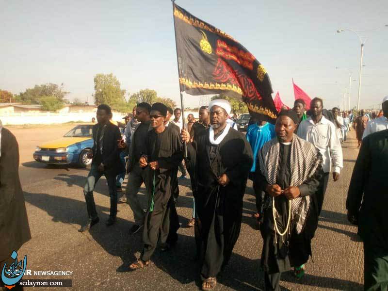 (تصاویر) حمله نظامیان نیجریه به تجمع عزاداران در ابوجا