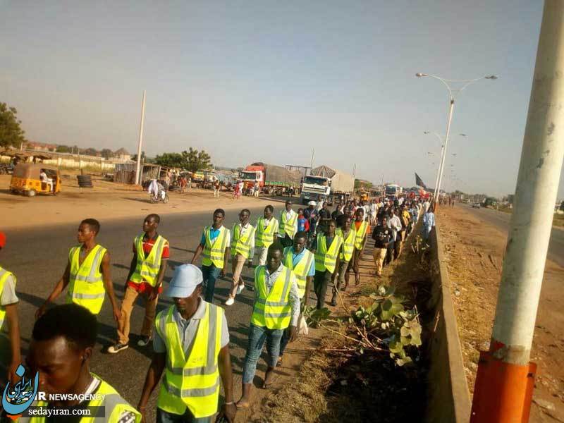 (تصاویر) حمله نظامیان نیجریه به تجمع عزاداران در ابوجا