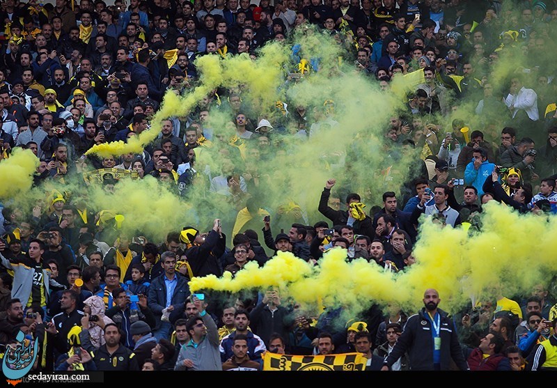 (تصاویر) دیدار تیم های فوتبال سپاهان و پرسپولیس