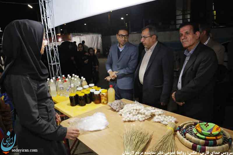 (تصاویر) حضور نماینده مردم لارستان در نخستین جشنواره حلوا مسقطی لاری