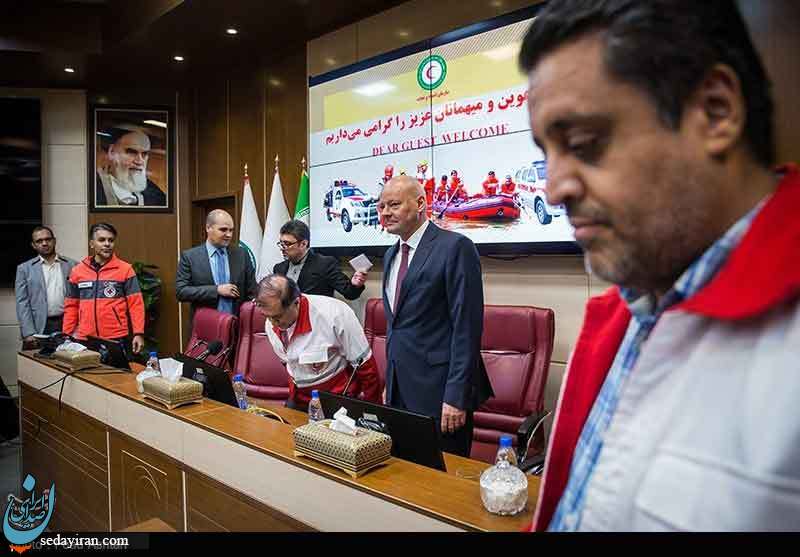 (تصاویر) تحویل محموله کمک های بشردوستانه آلمان به هلال احمر