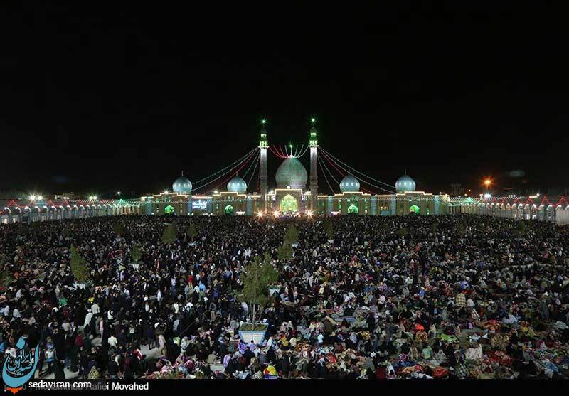 (تصاویر) مسجد جمکران در شب نیمه شعبان