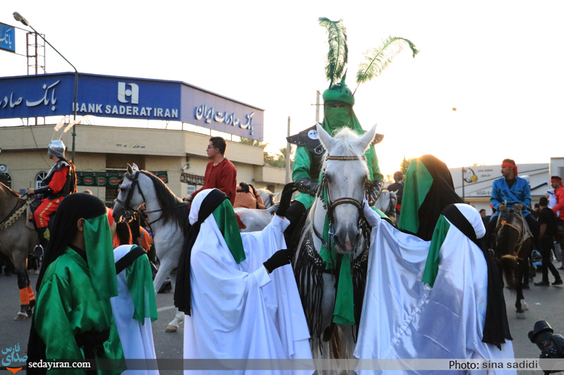(تصاویر) مراسم عزاداری شب نهم محرم در شهرستان لارستان
