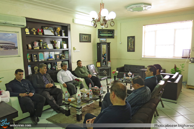(تصاویر) دیدار رئیس هیئت فوتبال با رئیس اداره ورزش و جوانان شهرستان لارستان