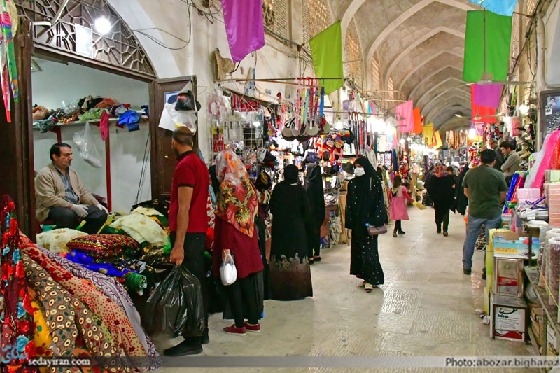 (تصاویر) حال و هوای بازار قیصریه شهر لار در روزهای کرونایی