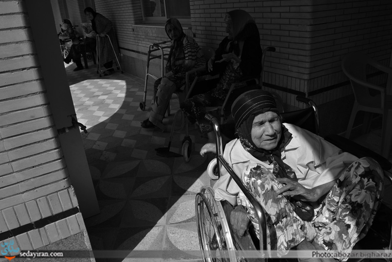(تصاویر) روزهای کرونایی در خانه سالمندان شهرستان لارستان