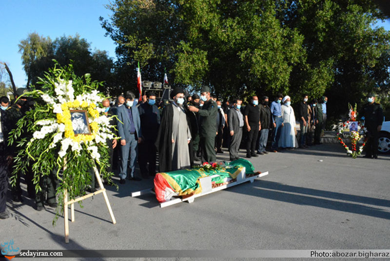 (تصاویر) مراسم تشییع و خاکسپاری شهید زنده لارستان_مصطفی شامحمدی