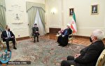 روحانی در دیدار با لاوروف برصلح و همکاری نظامی و دفاعی با روسیه تاکید کرد روحانی در دیدار با لاوروف برصلح و همکاری نظامی و دفاعی با روسیه تاکید کرد