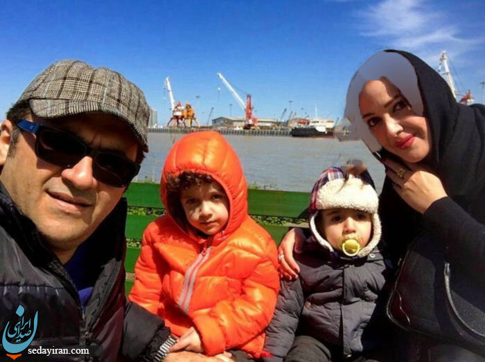 شهرام عبدلی در کنار خانواده  / عکس