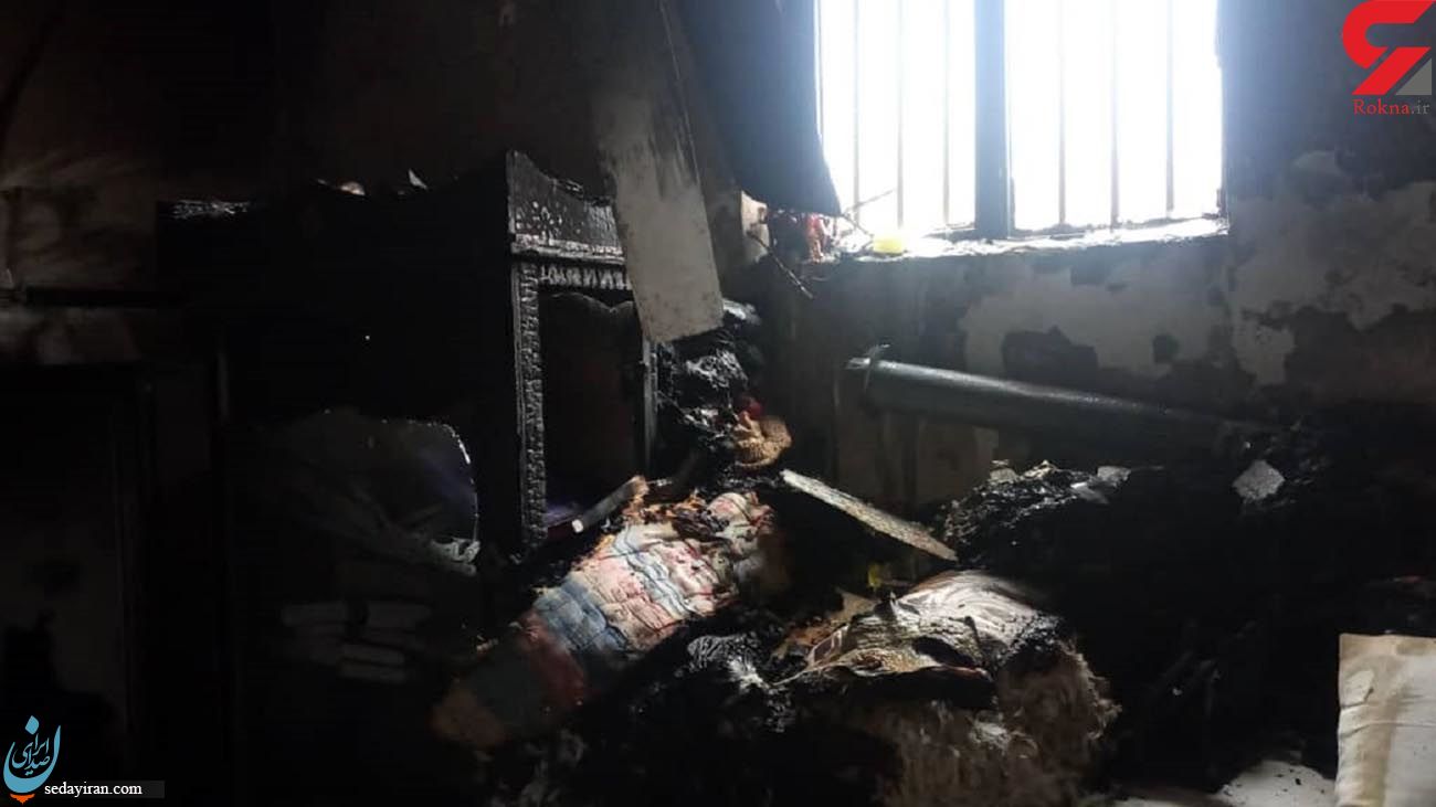 (تصاویر) برخورد خوفناک صاعقه به خانه ای در افسرآباد