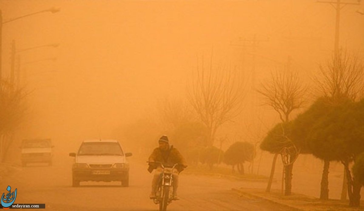 تعطیلی ادارات 15 شهر خوزستان به خاطر آلودگی شدید گرد غبار دوشنبه 20 تیر 1401