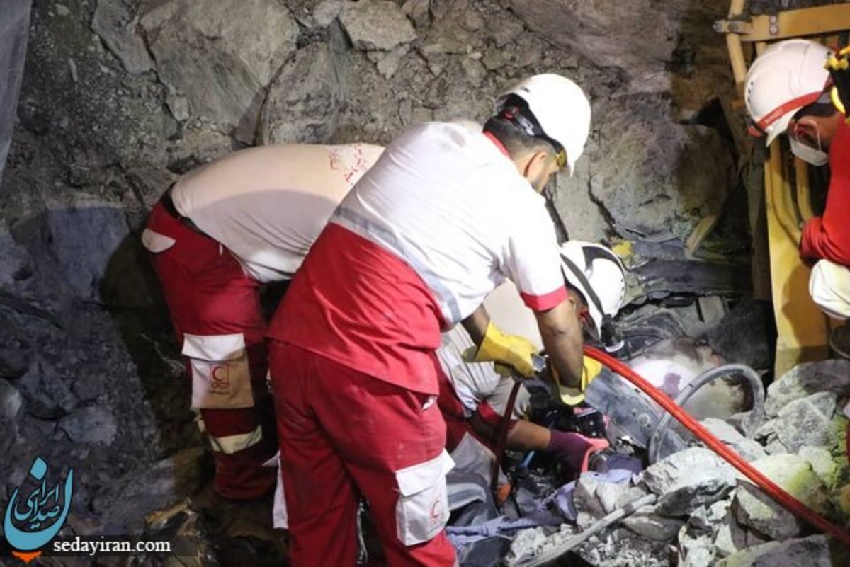 کشف دومین جسد کارگر معدن ارزوئیه از زیر خاک