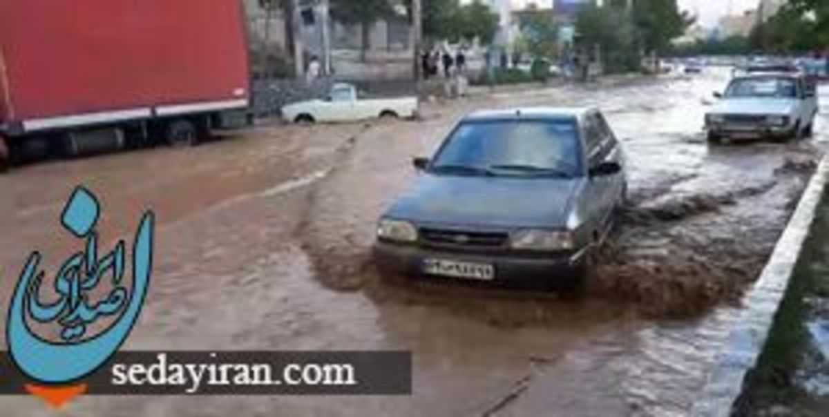 بارش شدید باران  در پردیس  جاری شدن سیلاب در معابر و مسیرها