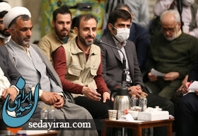 (تصاویر) دیدار جمعی از شاعران و استادان زبان و ادب پارسی با مقام معظم رهبری