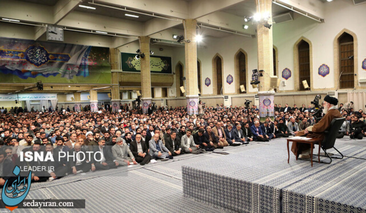 رهبر معظم انقلاب: مردم‌داری نقطه اصلی سیاست‌های نظام است   دشمن سیاست کلان «بیرون کشاندن مردم ایران از صحنه» را پیگیری می‌کند