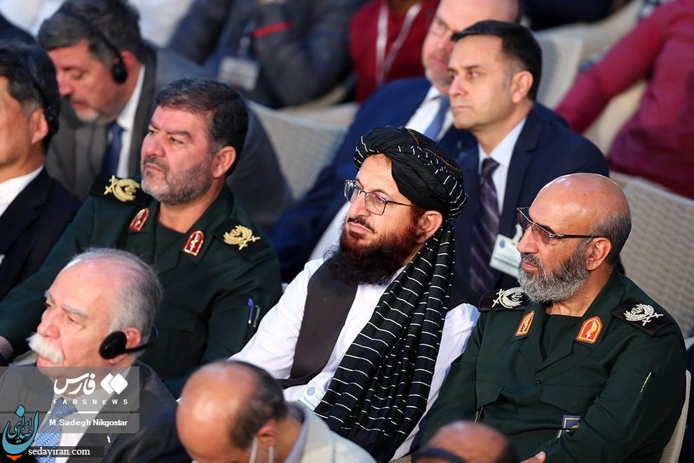 حضور نماینده طالبان در مراسم سالگرد ارتحال امام /  عکس