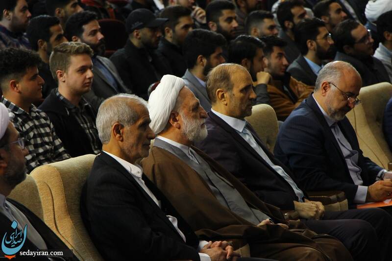 نشست رئیس قوه قضائیه با دانشجویان تبریزی