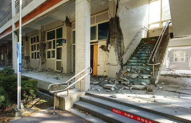 وقوع زلزله ۷.۴ ربشتری در تایوان / شمار کشته و مصدومان تا این لحظه