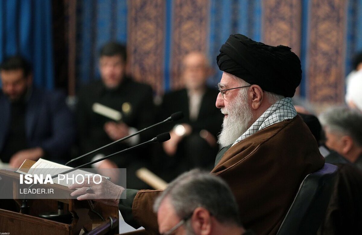 دیدار شرکت کنندگان در چهل و یکمین دوره مسابقات بین‌المللی قرآن با رهبری- 14 بهمن (+عکس)