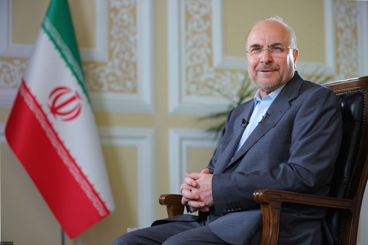 قالیباف: ریشه اصلی مشکلات اقتصادی سوء مدیریت است ؛ امسال برای هوش مصنوعی اعتبارات لازم را پیش بینی کردیم ؛ همتی خوب دفاع نکرد