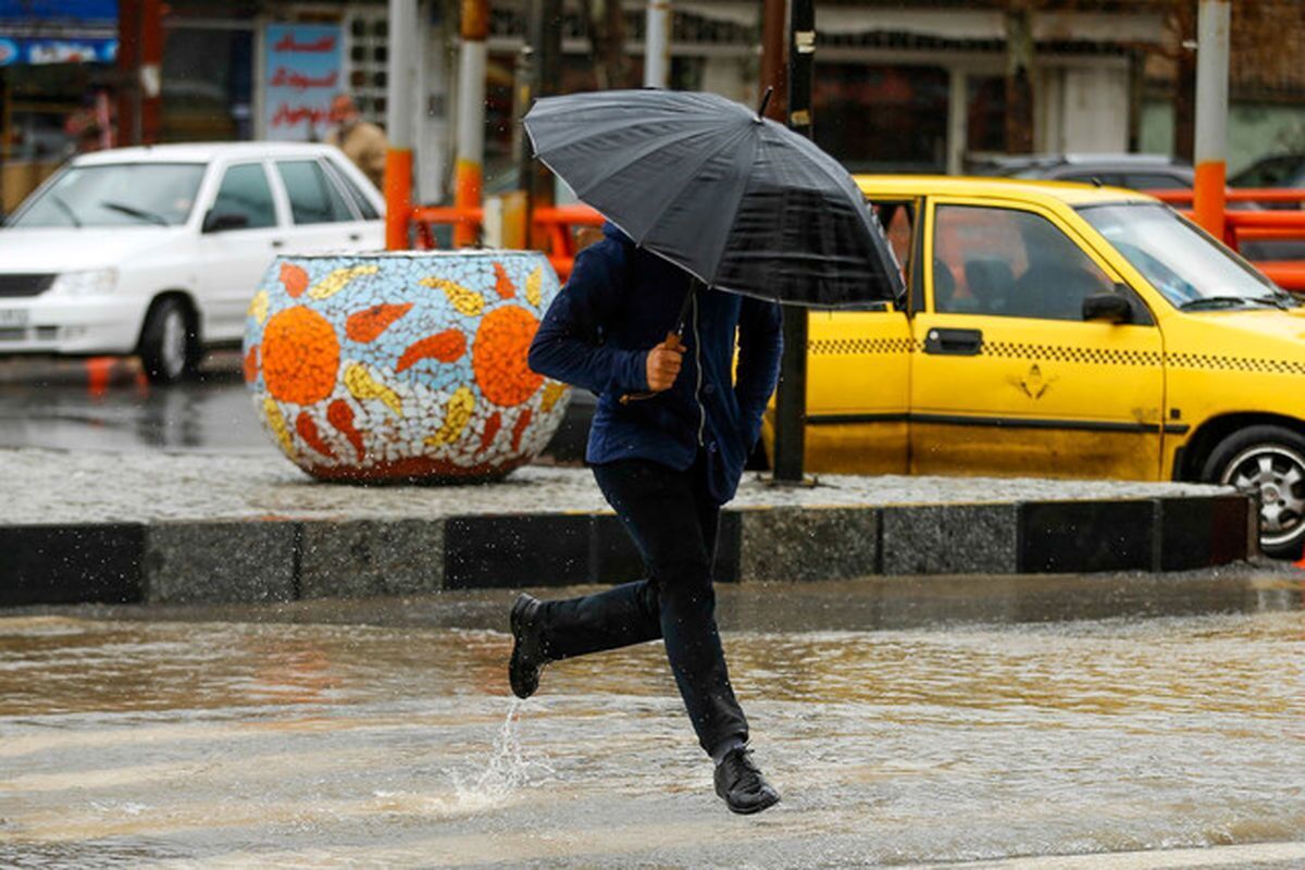پیش‌بینی وزش باد در تهران تا ۵ روز آینده  کاهش نسبی دما در روز‌های جمعه و شنبه