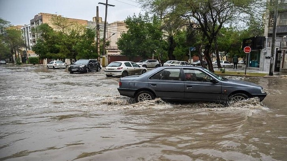 آماده‌باش و هشدار مدیریت بحران برای بارندگی‌های شدید در ۷ استان  کنار رود‌ها و مسیل‌ها نروید