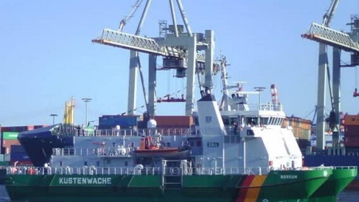 اسپانیا از پهلوگیری کشتی عازم اسرائیل جلوگیری کرد